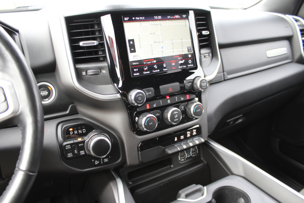 RAM 1500 Big Horn Crew Cab SWB 4WD 2020