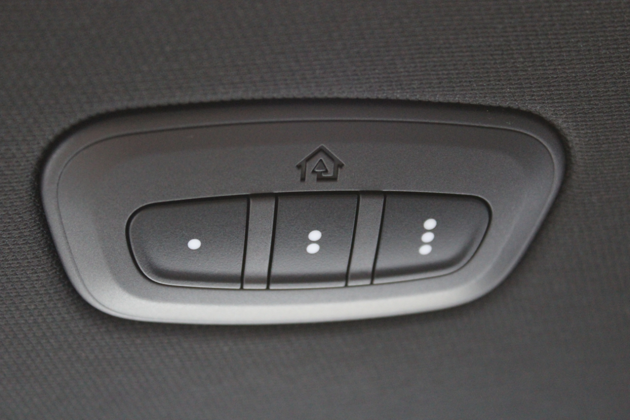 RAM 1500 Big Horn Crew Cab SWB 4WD 2020