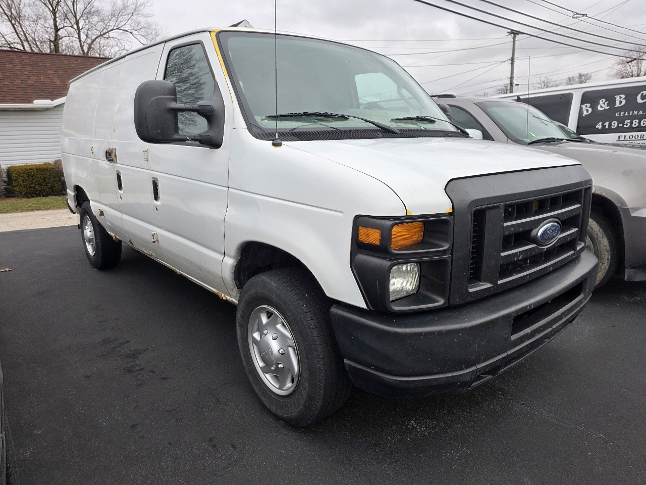 Ford Econoline E-250 2011