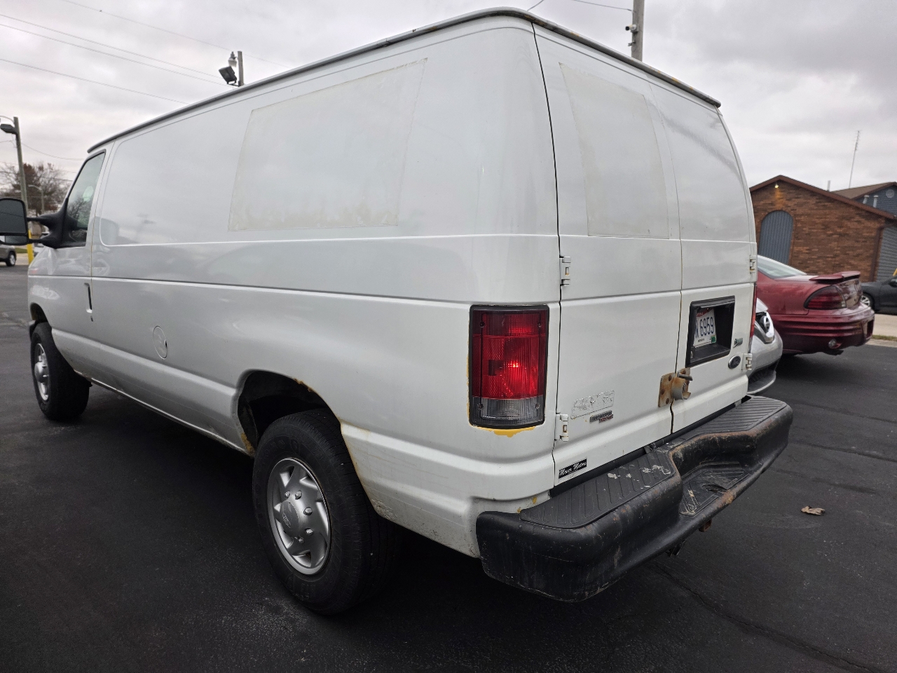 Ford Econoline E-250 2011