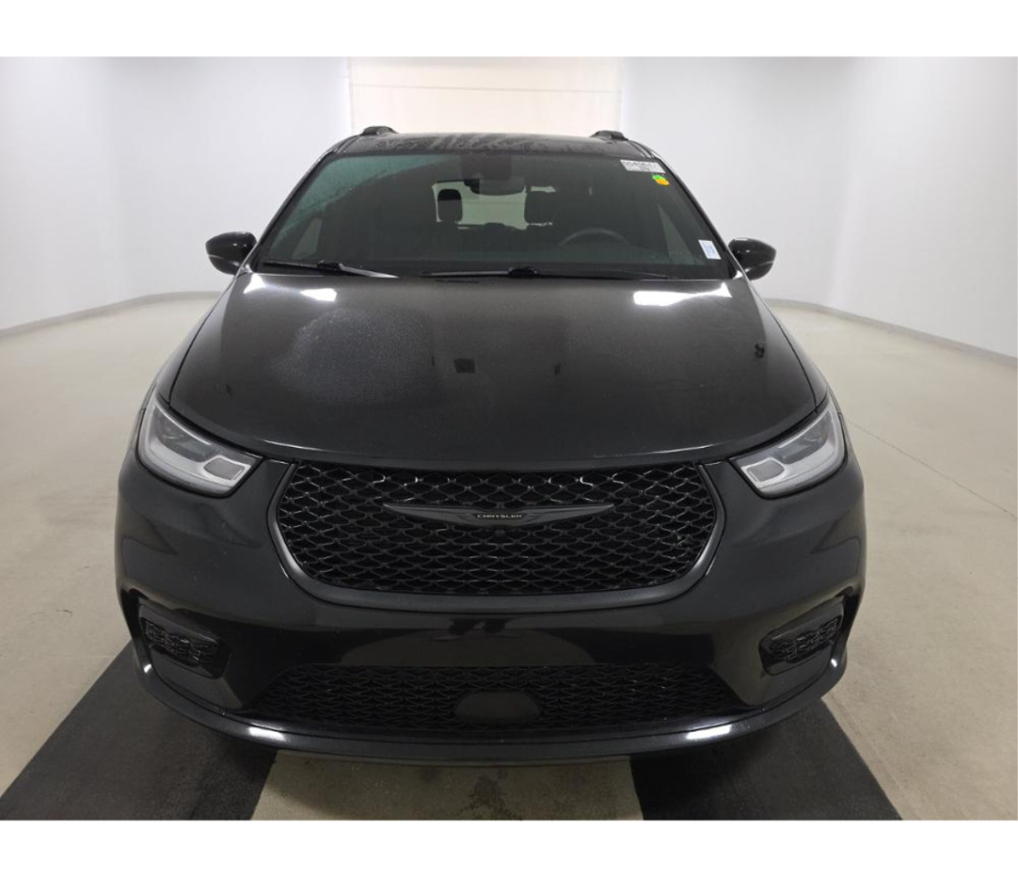 Chrysler Pacifica Touring L 2023