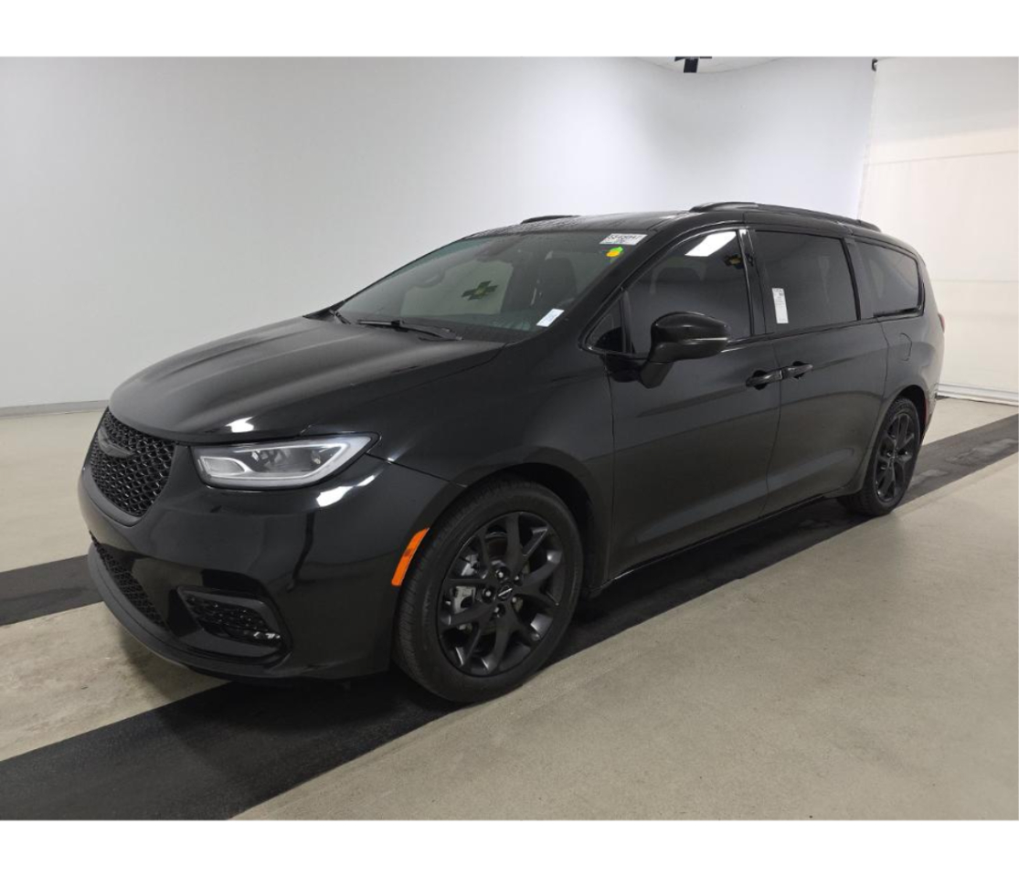 Chrysler Pacifica Touring L 2023