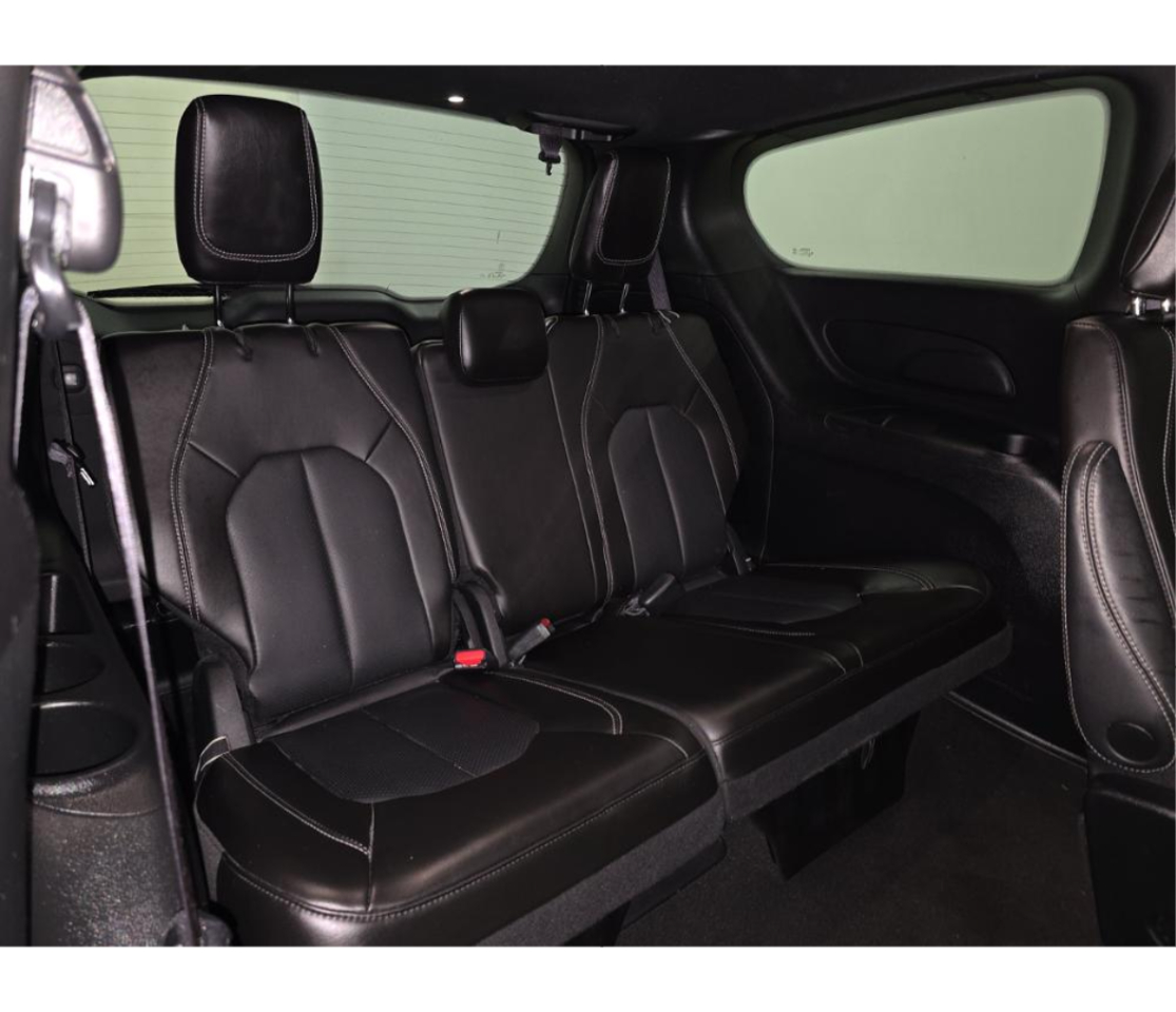 Chrysler Pacifica Touring L 2023