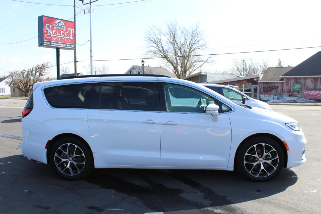 Chrysler Pacifica Touring-L 2022