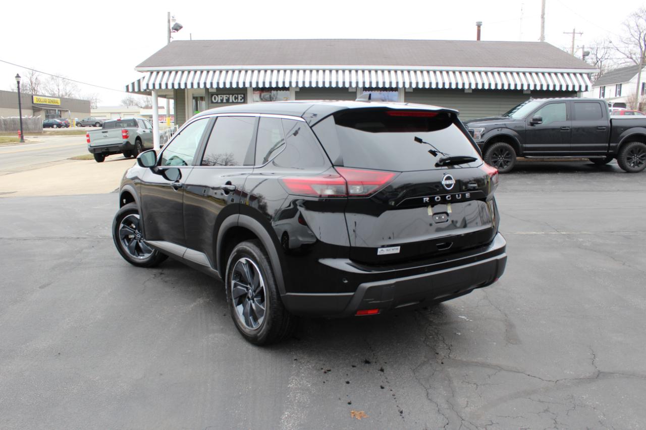 Nissan Rogue SV 2025