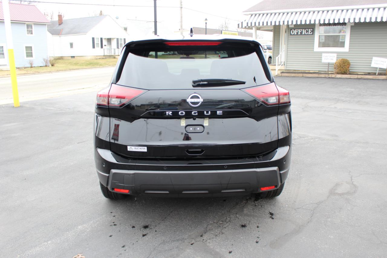 Nissan Rogue SV 2025