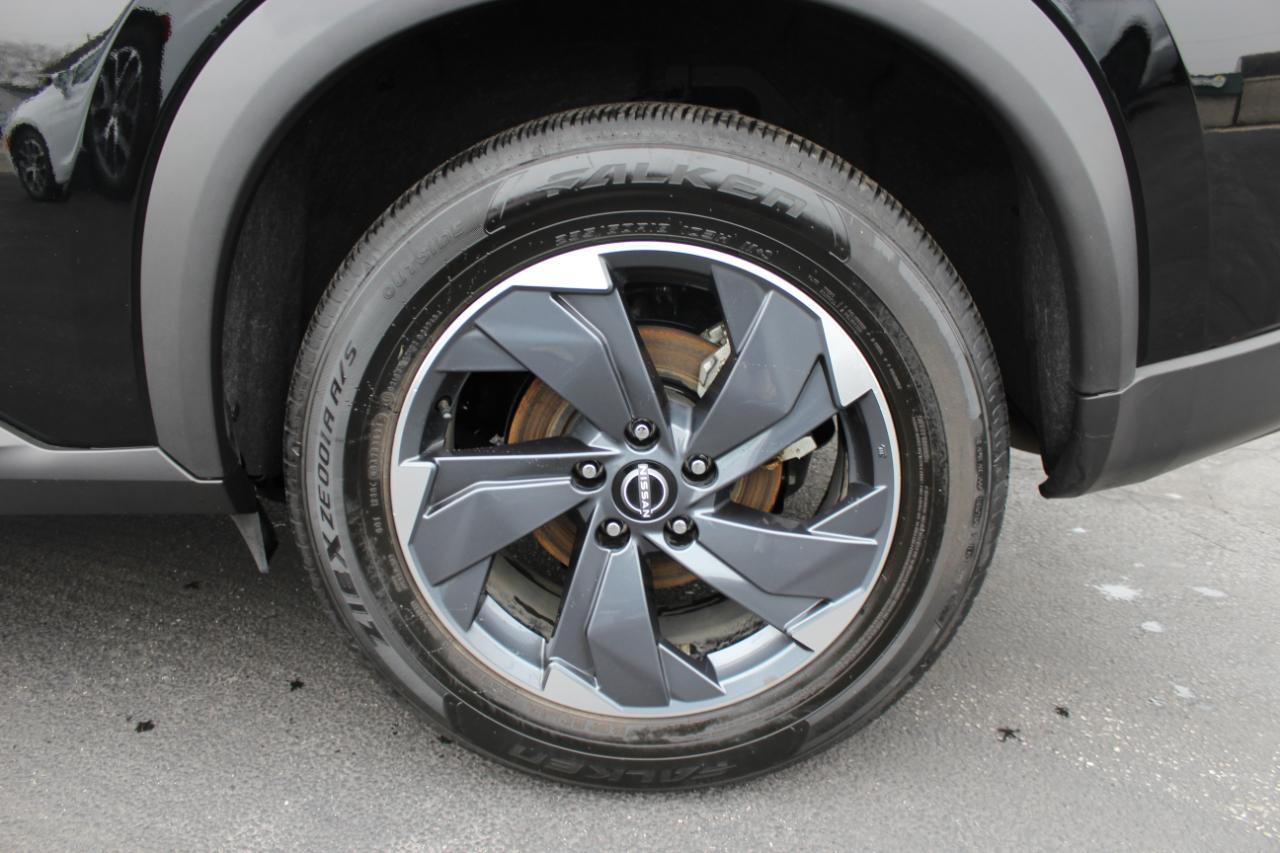 Nissan Rogue SV 2025