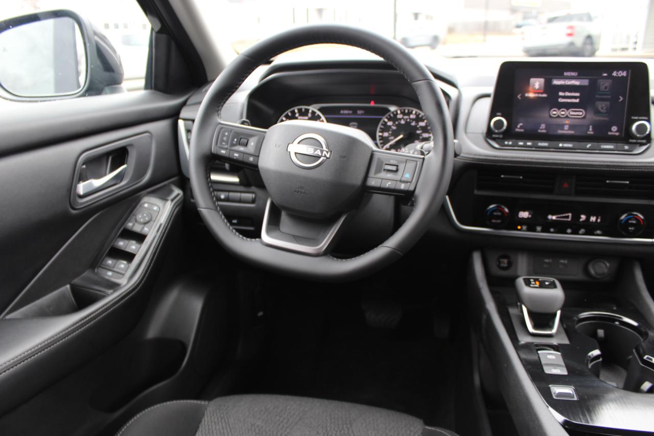 Nissan Rogue SV 2025