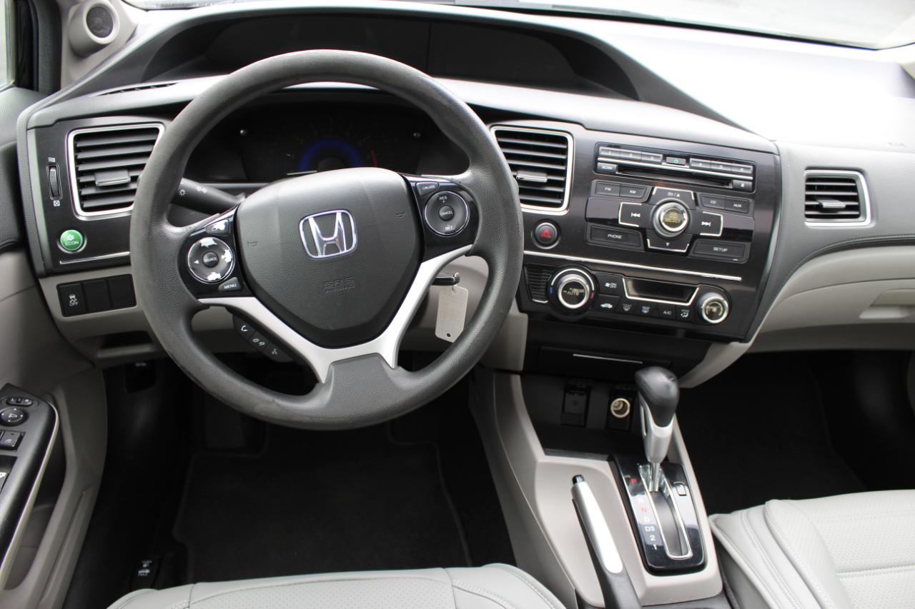 Honda Civic EX Sedan 5-Speed AT 2013