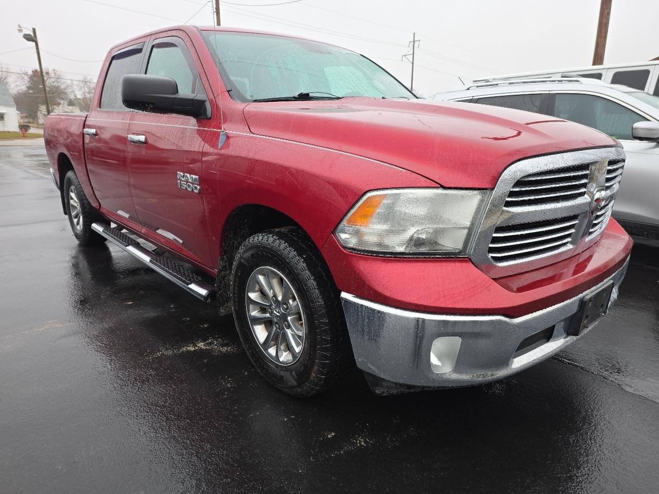 2013 RAM 1500 SLT Crew Cab SWB 2WD