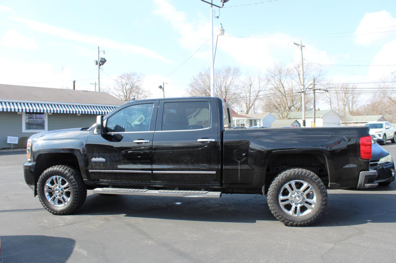 Chevrolet Silverado 2500HD LTZ Crew Cab Short Box 4WD 2015