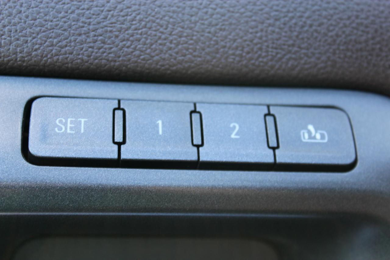 Chevrolet Silverado 2500HD LTZ Crew Cab Short Box 4WD 2015