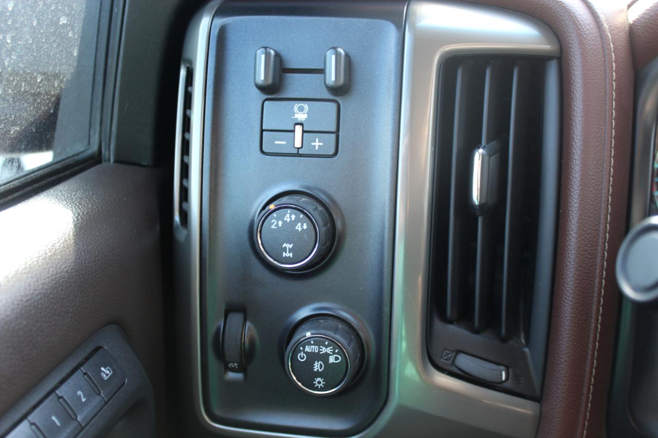 Chevrolet Silverado 2500HD LTZ Crew Cab Short Box 4WD 2015