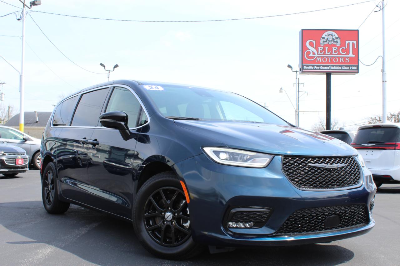 Chrysler Pacifica Touring L FWD 2024