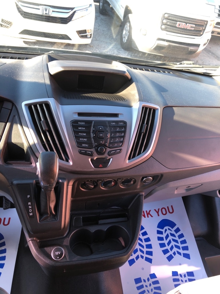 Ford Transit 150 Wagon Low Roof XL w/Sliding Pass. 130-in. WB 2018