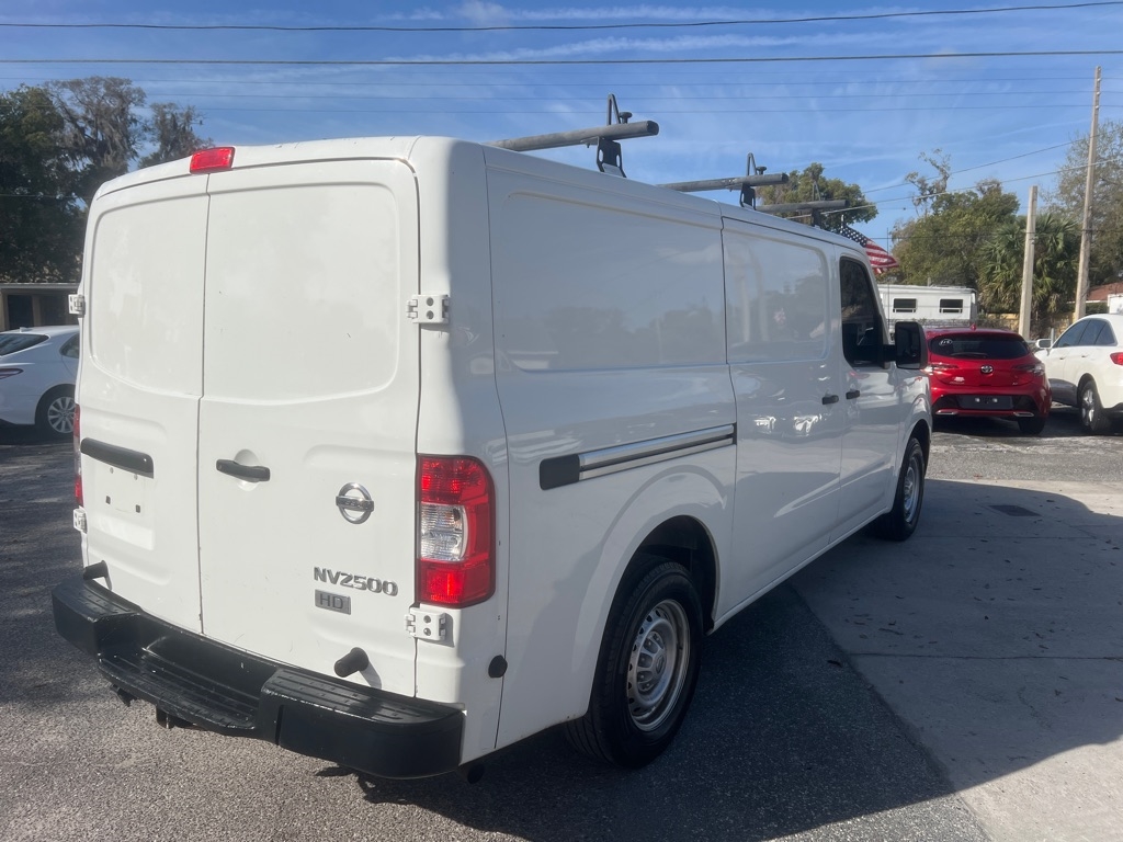 Nissan NV Cargo 2500 HD SV V6 2016