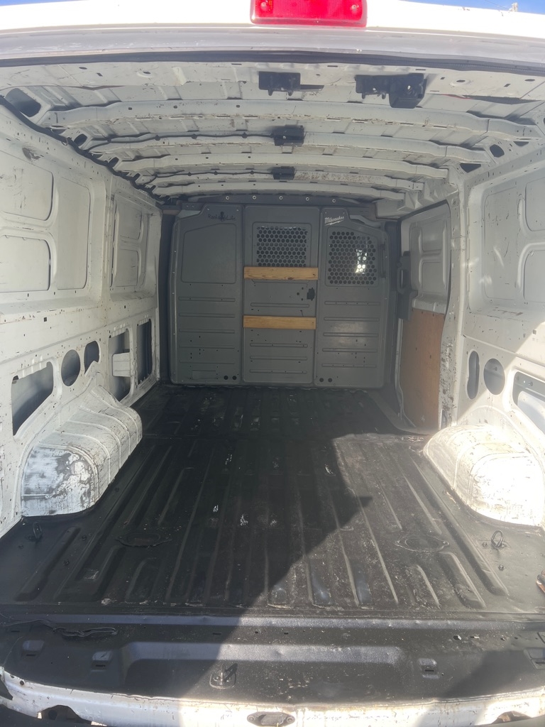 Nissan NV Cargo 2500 HD SV V6 2016