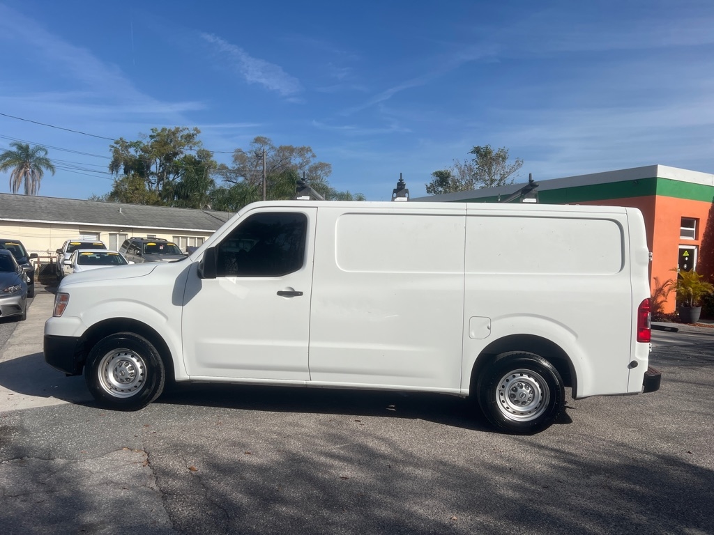 Nissan NV Cargo 2500 HD SV V6 2016