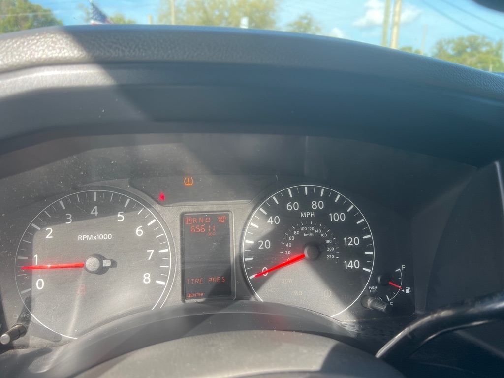 Nissan NV Cargo 2500 HD SV V6 2016