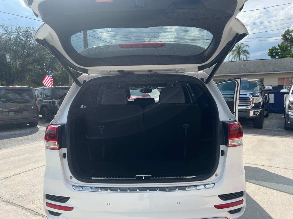 Kia Sorento SX V6 AWD 2017 Kia Sorento SX V6 AWD 2017