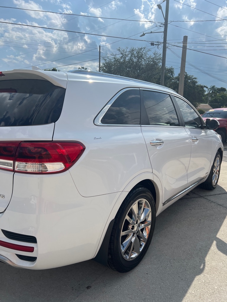 Kia Sorento SX V6 AWD 2017 Kia Sorento SX V6 AWD 2017