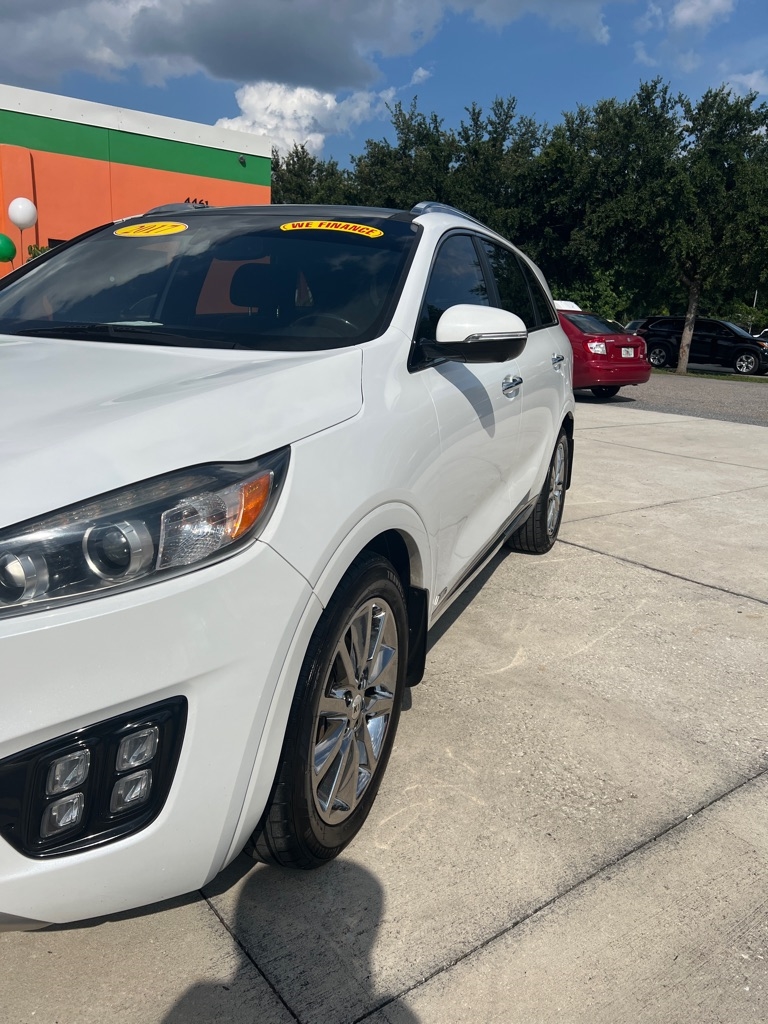 Kia Sorento SX V6 AWD 2017 Kia Sorento SX V6 AWD 2017