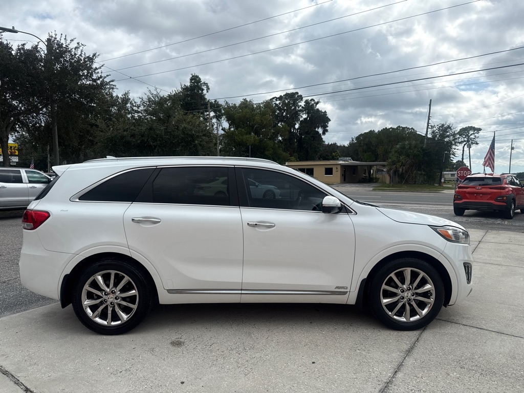 Kia Sorento SX V6 AWD 2017 Kia Sorento SX V6 AWD 2017