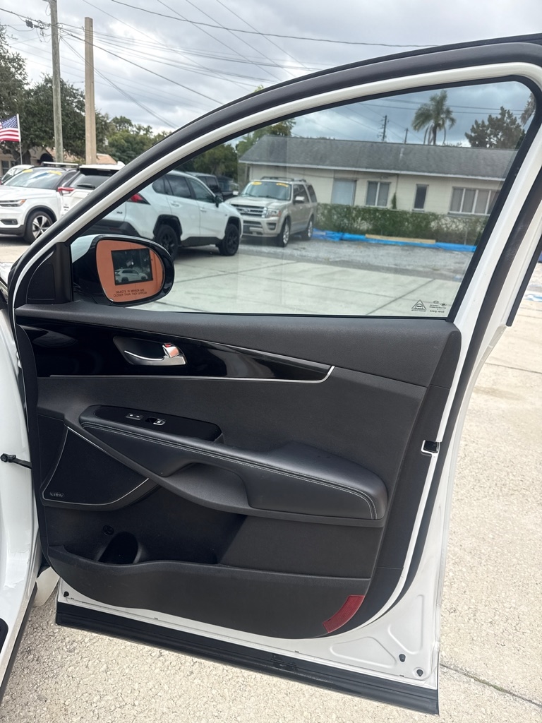 Kia Sorento SX V6 AWD 2017 Kia Sorento SX V6 AWD 2017