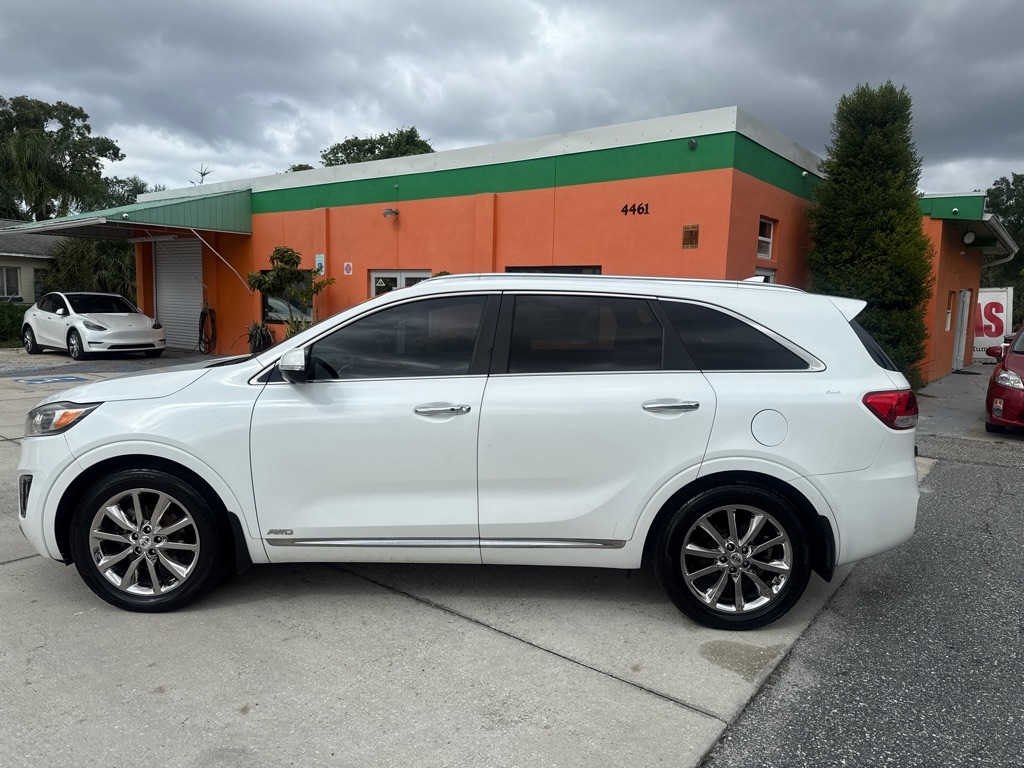 Kia Sorento SX V6 AWD 2017 Kia Sorento SX V6 AWD 2017
