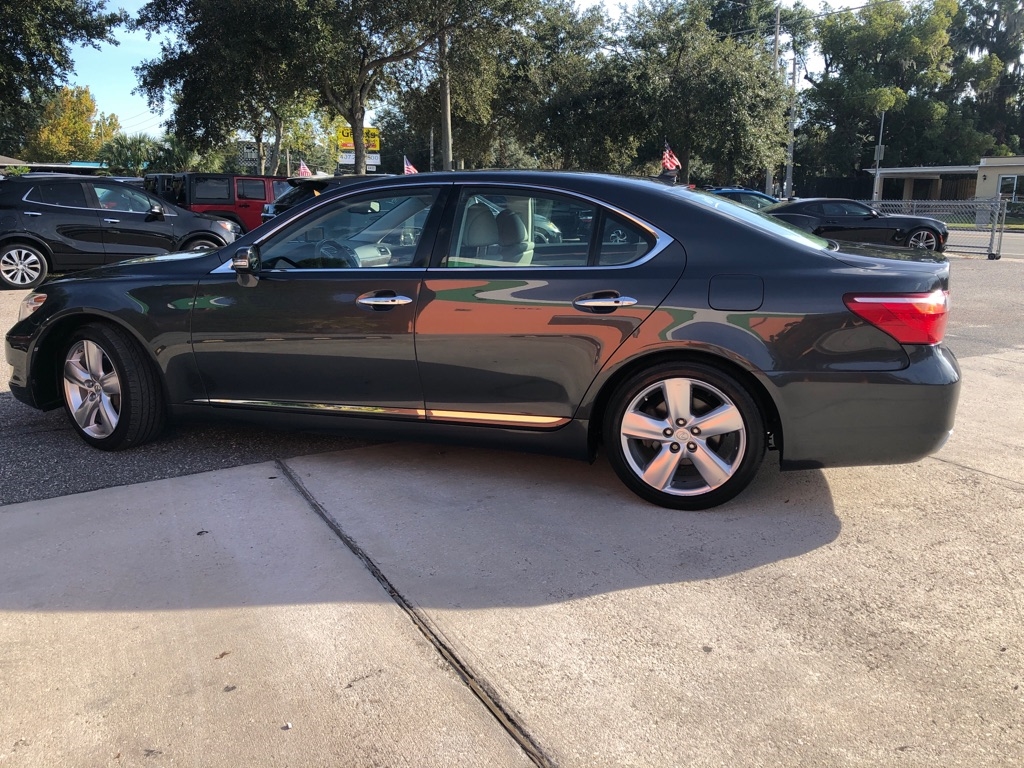 Lexus LS 460 Luxury Sedan 2011 Lexus LS 460 Luxury Sedan 2011