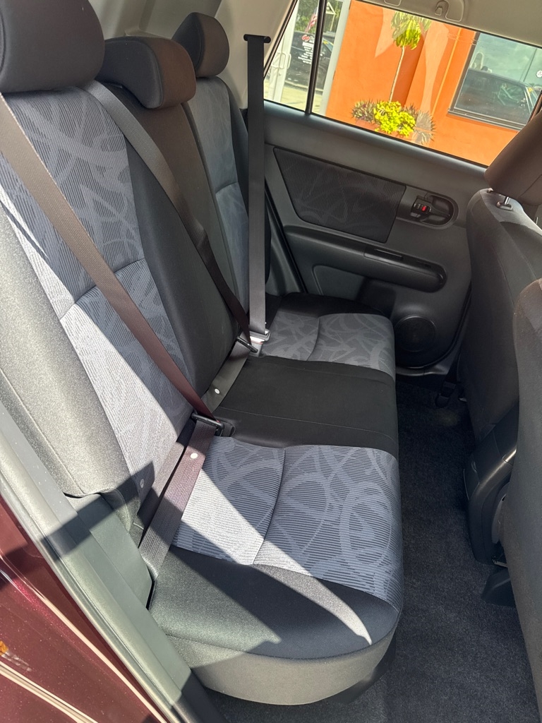 Scion xB 5dr Wgn Auto (Natl) 2011