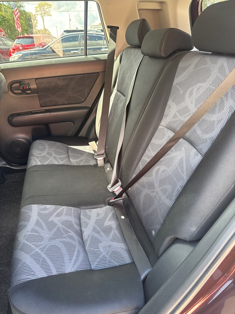 Scion xB 5dr Wgn Auto (Natl) 2011