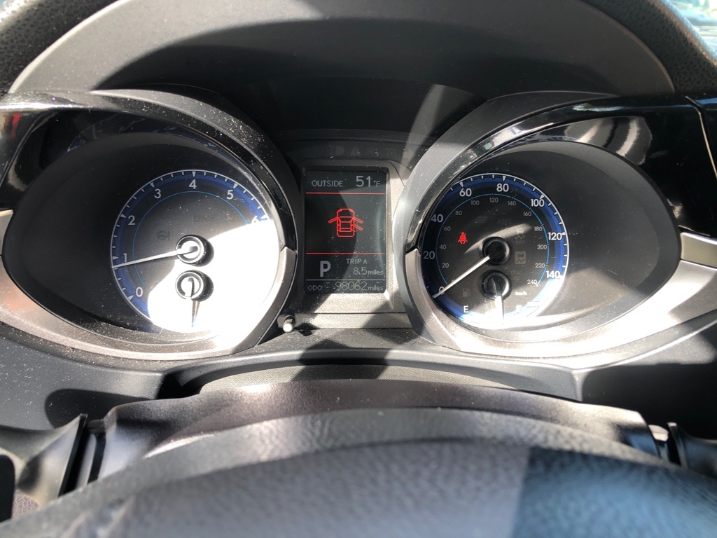 Toyota Corolla S Plus 6MT 2016