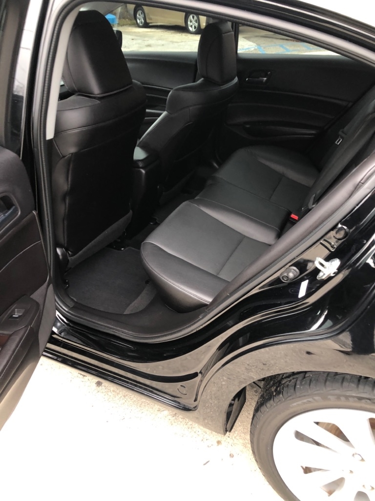 Acura ILX 8-Spd AT w/ Premium Package 2018