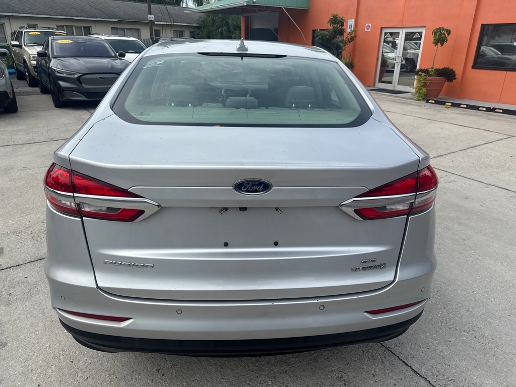 Ford Fusion Hybrid SE FWD 2019