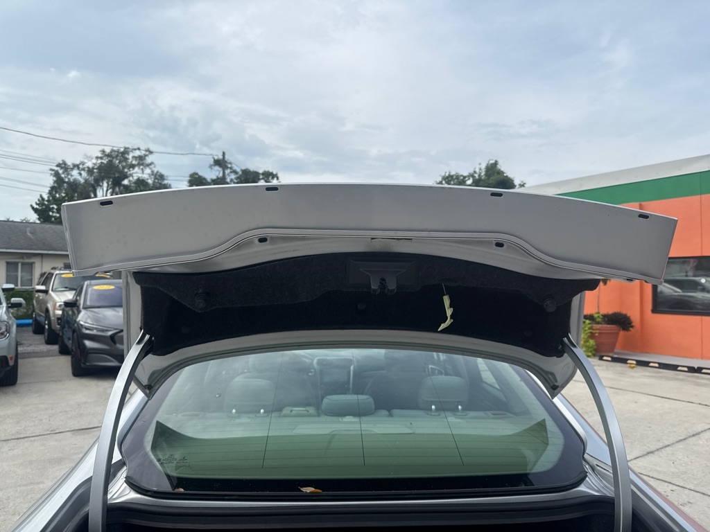 Ford Fusion Hybrid SE FWD 2019