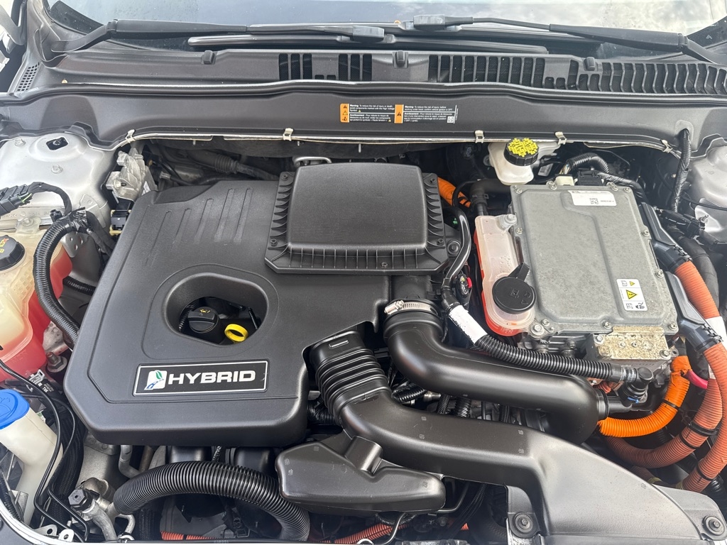 Ford Fusion Hybrid SE FWD 2019