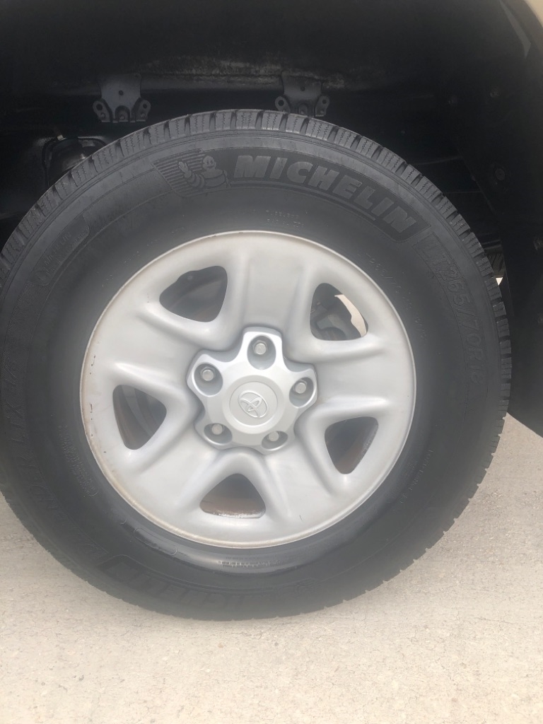 Toyota Tundra 2WD Truck Double Cab 4.6L V8 6-Spd AT (Natl) 2013