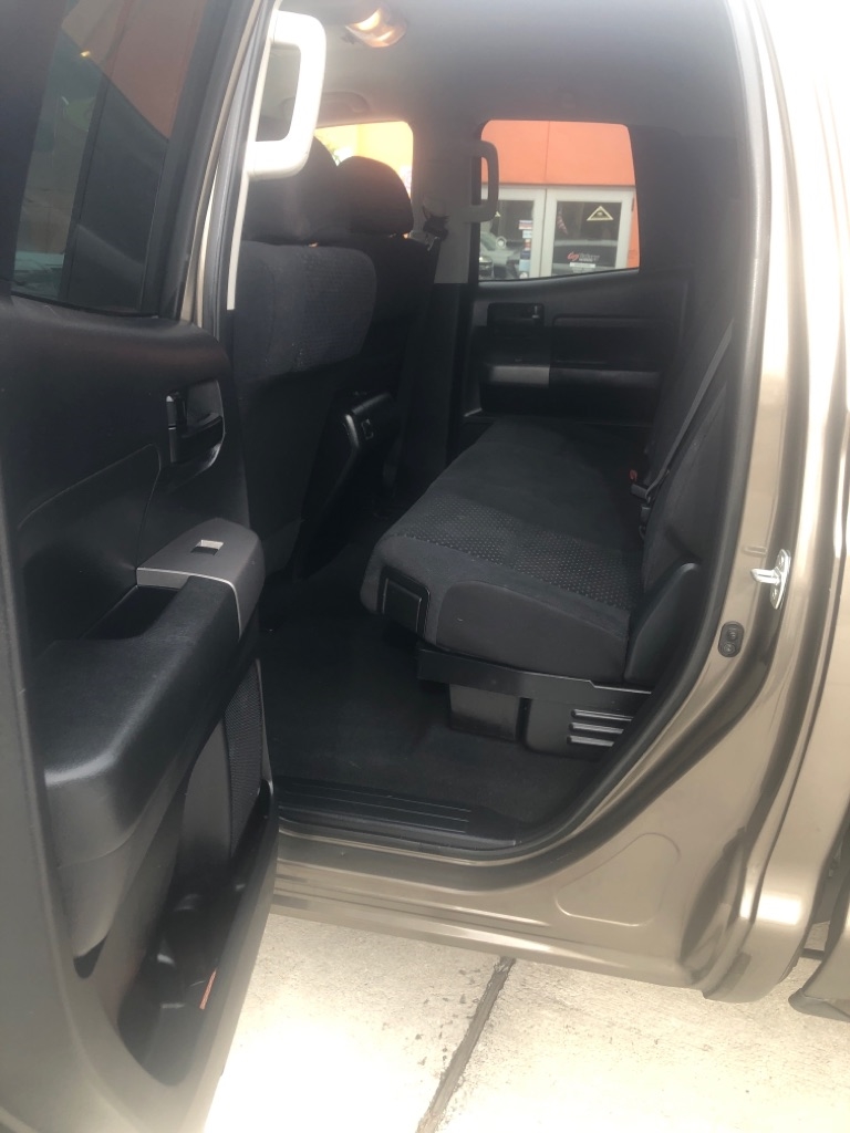 Toyota Tundra 2WD Truck Double Cab 4.6L V8 6-Spd AT (Natl) 2013