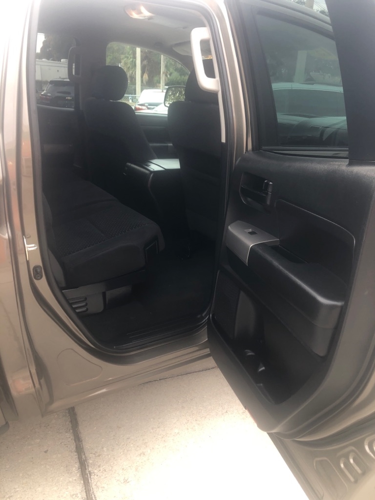 Toyota Tundra 2WD Truck Double Cab 4.6L V8 6-Spd AT (Natl) 2013