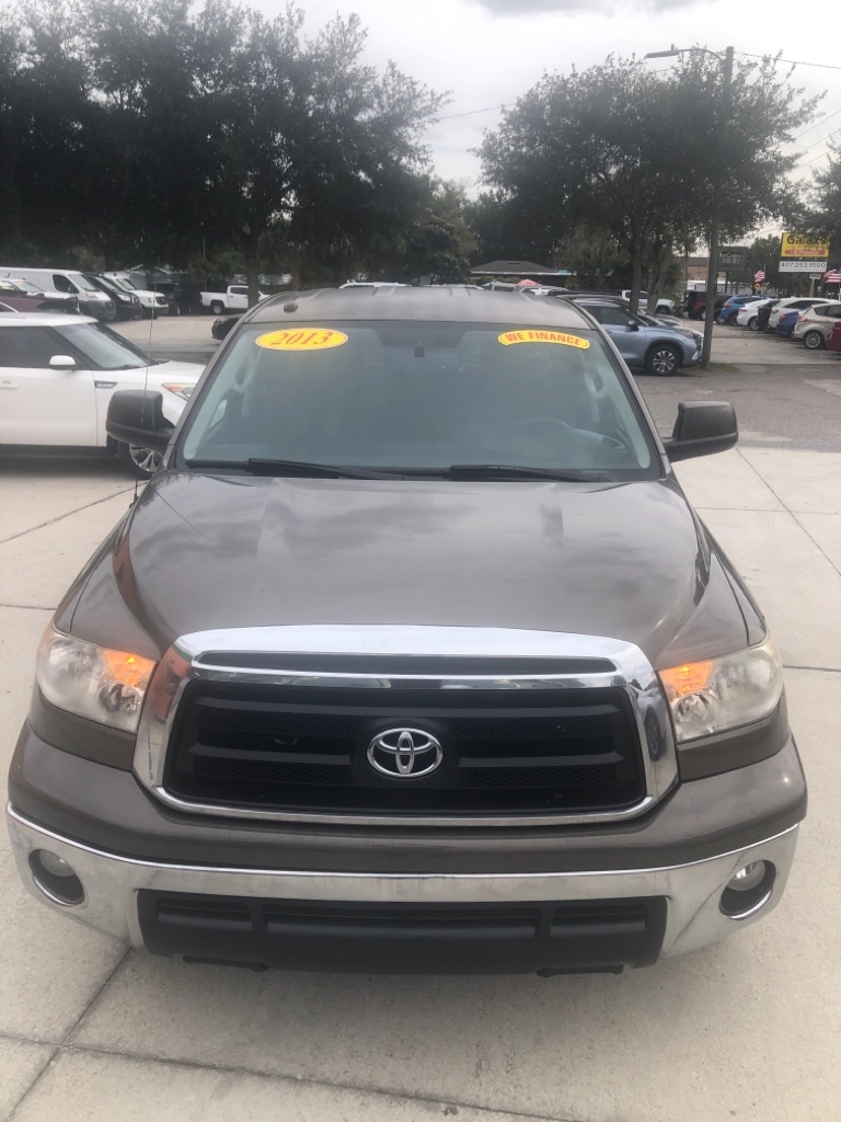 Toyota Tundra 2WD Truck Double Cab 4.6L V8 6-Spd AT (Natl) 2013