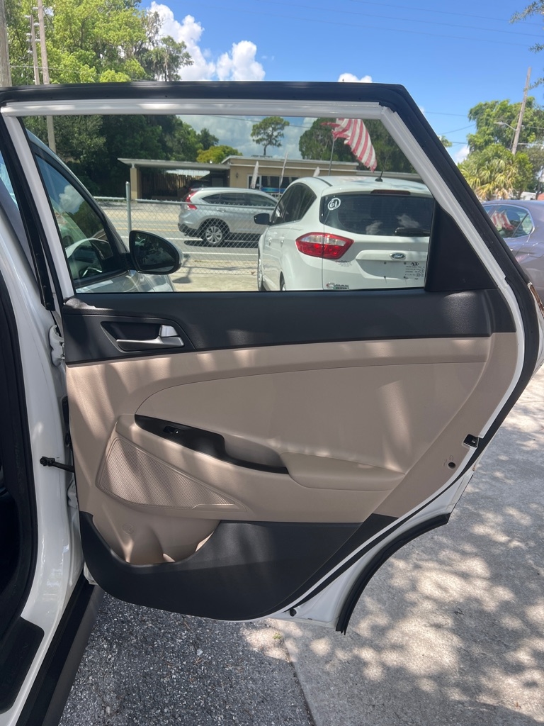 Hyundai Tucson SE FWD 2017