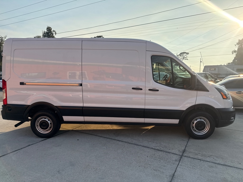 Ford Transit Cargo Van T-250 130" Med Rf 9070 GVWR RWD 2020