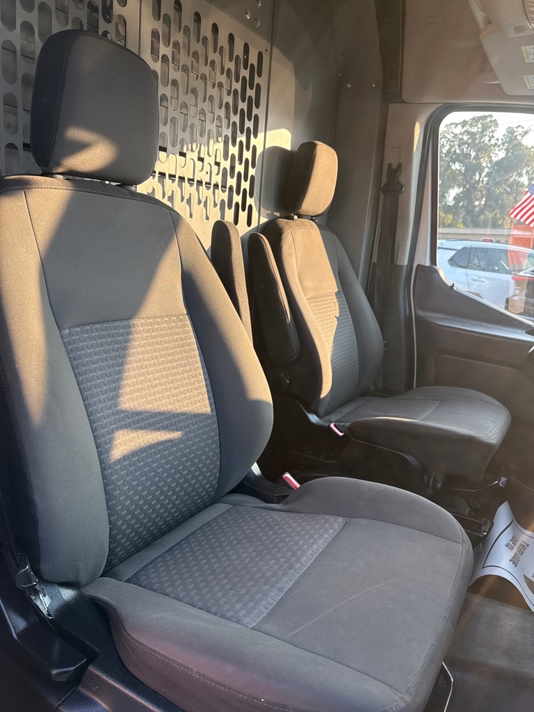 Ford Transit Cargo Van T-250 130" Med Rf 9070 GVWR RWD 2020