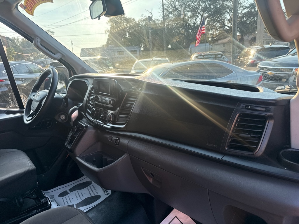 Ford Transit Cargo Van T-250 130" Med Rf 9070 GVWR RWD 2020