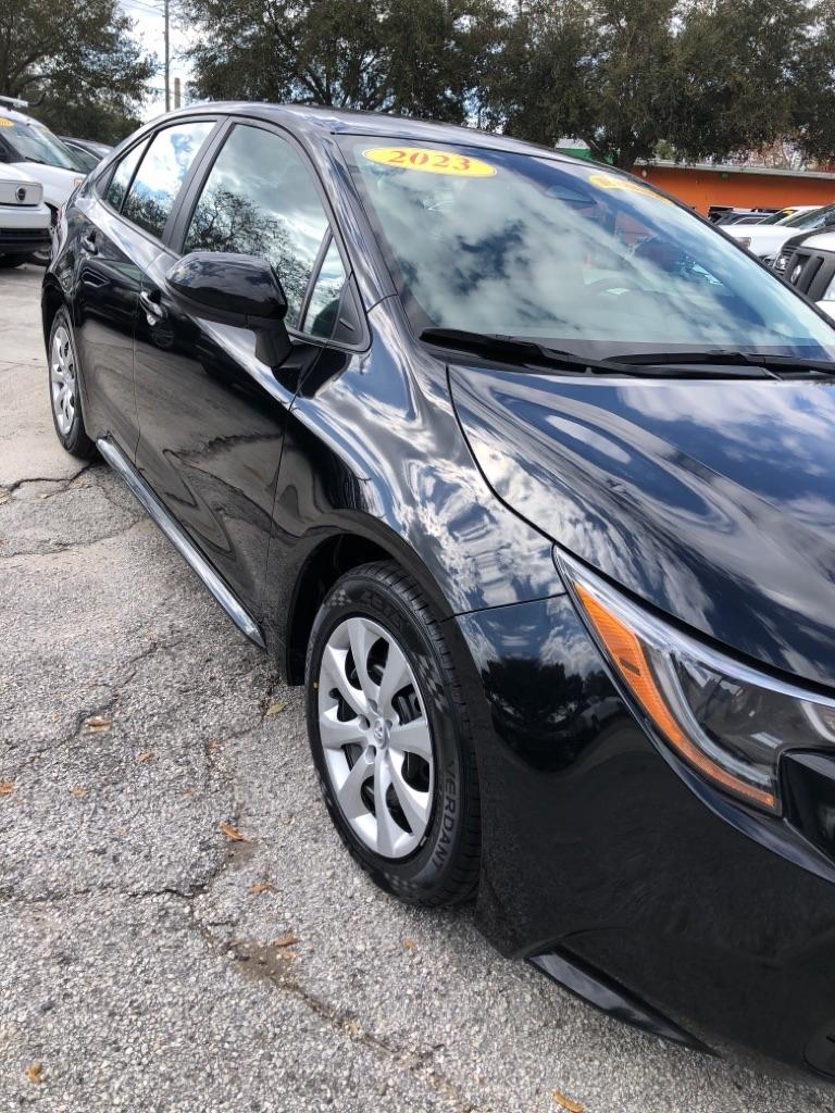 Toyota Corolla LE CVT (Natl) 2023