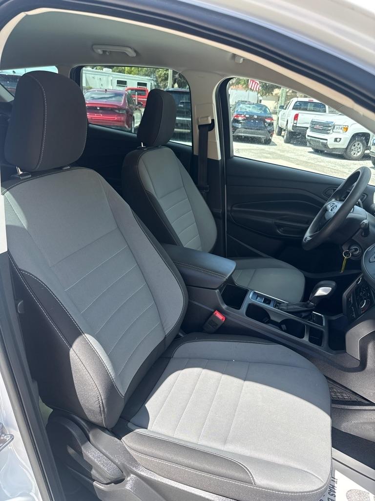 Ford Escape S FWD 2019