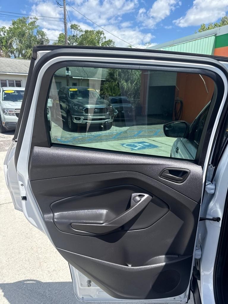 Ford Escape S FWD 2019