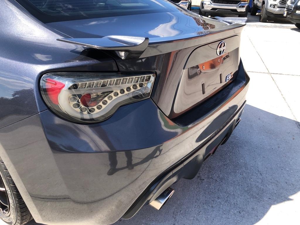 Scion FR-S 2dr Cpe Man (Natl) 2013