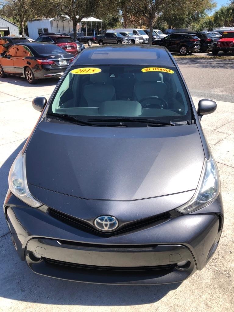 Toyota Prius V 5dr Wgn Three (Natl) 2015